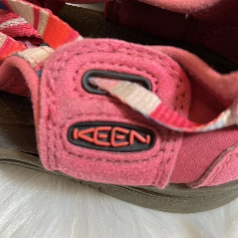 Keen Pink Youth Outdoor Water Shoes Sandals